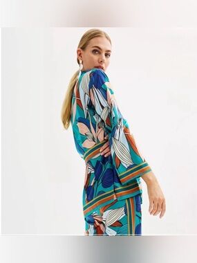 NWT Nine West Colorful 🍃 print Kimono 👘 RobeTop✨
